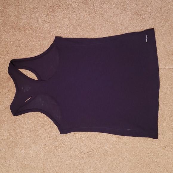 Nike Women's Tank - Picture 2 of 10